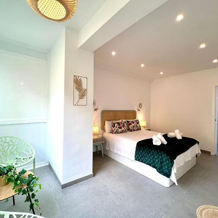 Malagueta Beach II & Private Terrace By Ele Apartments مالقة المظهر الخارجي الصورة